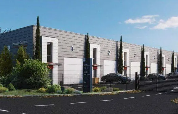 Local d'activité 1177 m²