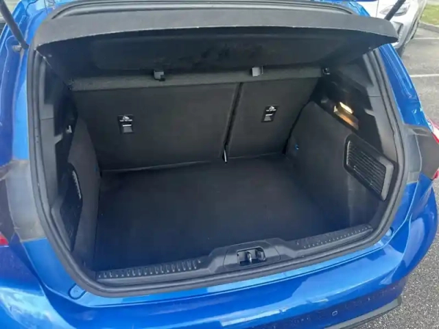 Ford Focus berline st-line 1.0 125 ch — photo 7