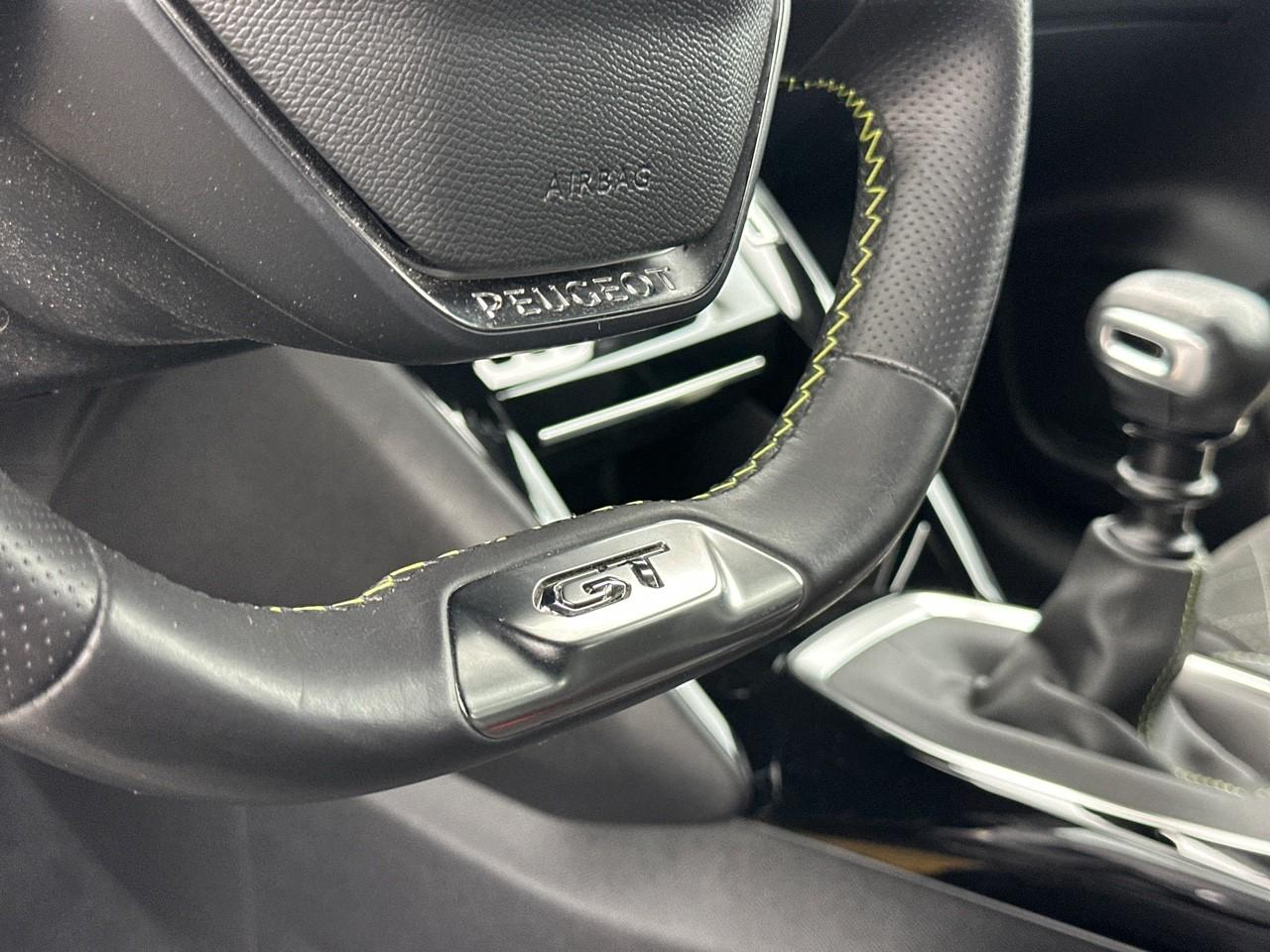 Peugeot 208 puretech 100 s&s bvm6 gt pack — photo 34