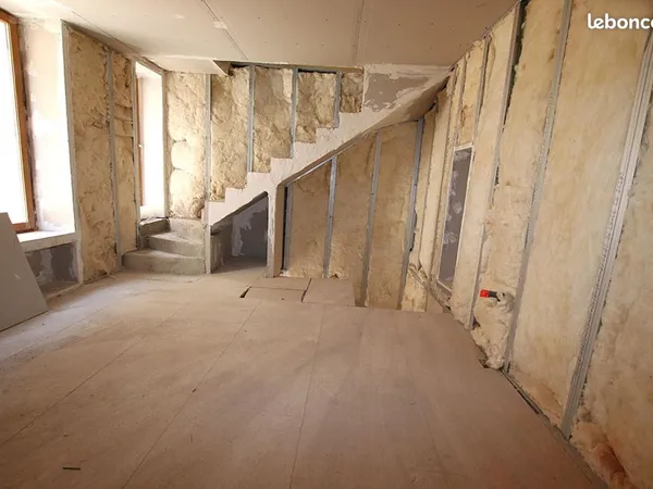 Immeuble 5 pièces 90 m²