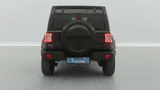 Jeep Wrangler 2.0 t 380ch 4xe overland — photo 4