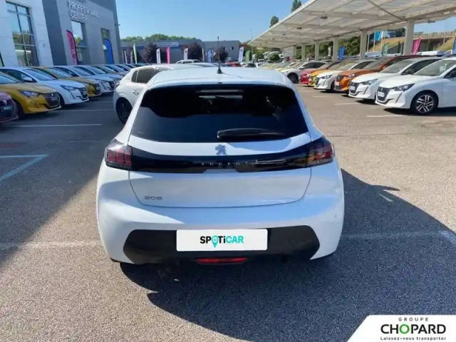 Peugeot 208 puretech 100 s&amp;s eat8 — photo 5
