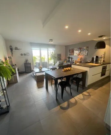 Appartement 53m? 2 pièces • 53 m. Aix-les-Bains