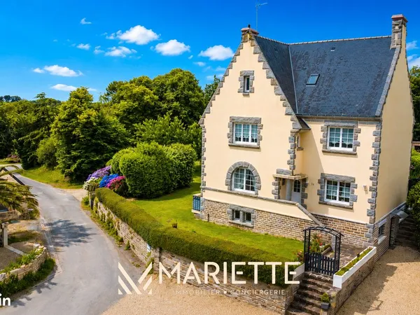 Propriété 8 pièces 167 m²