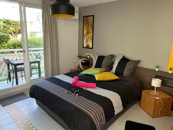 Studio 1 pièce 25 m²