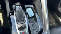 Peugeot 3008 1.2 PureTech 130ch S&S GT EAT8 — photo 28