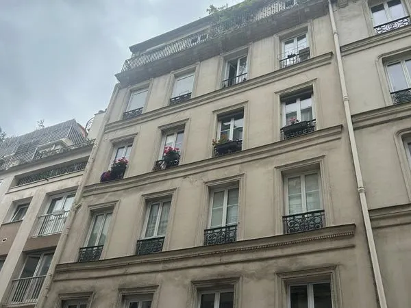 Studio 1 pièce 27 m²