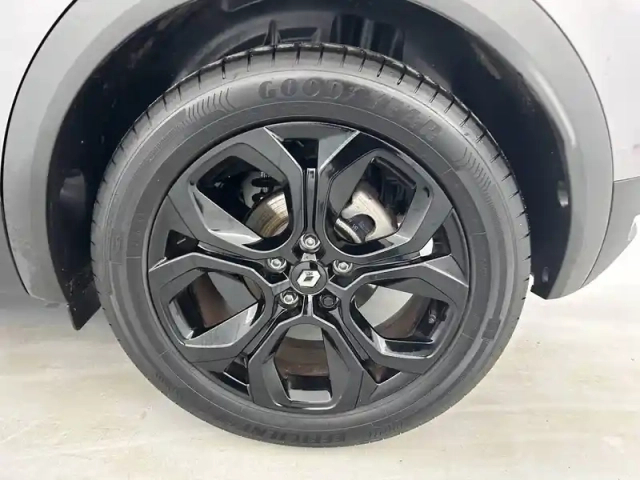 Renault Captur e-tech 145 — photo 29
