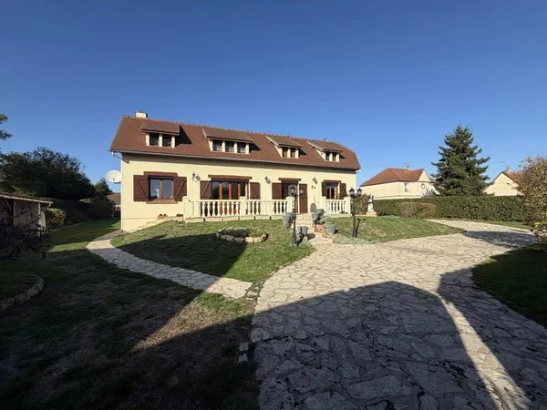 Maison 6 pièces 143 m²
