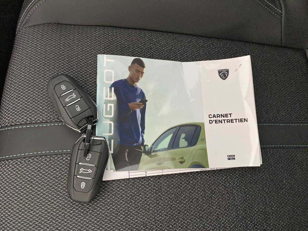 Peugeot 308 hybrid 145 e-dcs6 allure — photo 13