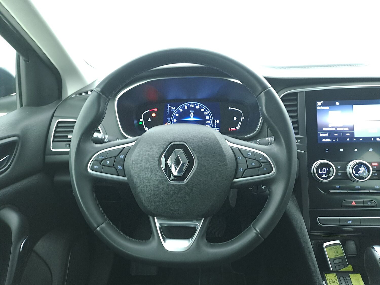 Renault Mégane 4 Estate — photo 16