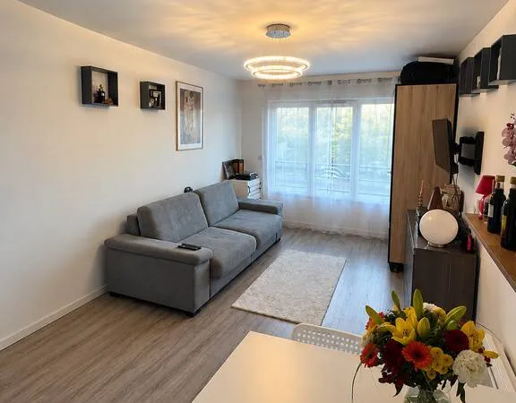 Studio 1 pièce 28 m²