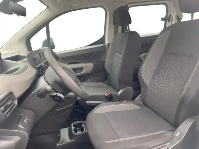 Peugeot Rifter 1.2 puretech 110ch s&amp;s standard active pack — photo 9