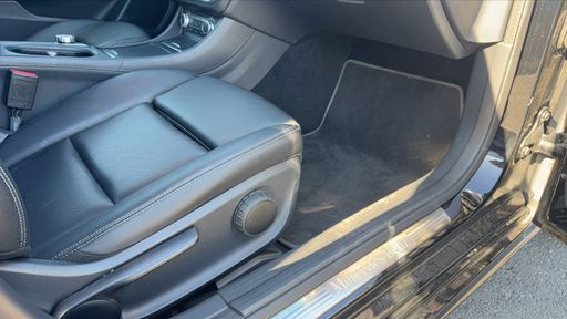 Mercedes Classe A 220 184 4Matic 7G-DCT - Whiteart Edition – 2016 – 93775 km – Essence – Boîte Automatique — photo 19