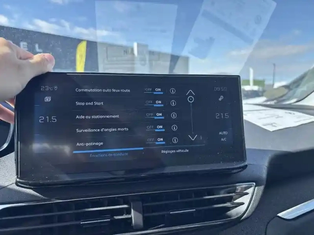 Peugeot 5008 bluehdi 130ch s&amp;s bvm6 — photo 20