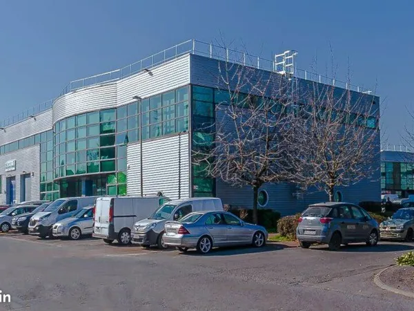 ENTREPOT - LOGISTIQUE 342 m² VALENTON