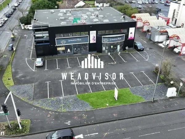 Local commercial 450 m² CHAMBRAY-LÈS-TOURS