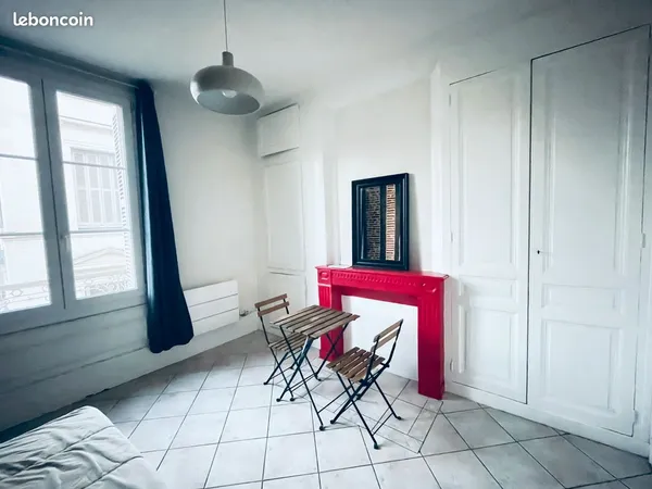 Studio Meublé en Location au Coeur de Tours