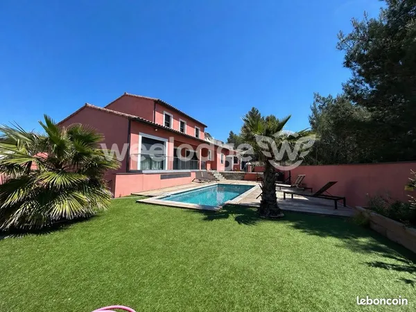 Maison 8 pièces 186 m²