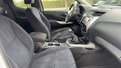 Nissan NP300 Navara 2.3 dCi 160 King Cab 4WD - N-Connecta – 2016 – 71806 km – Diesel – Boîte Manuelle — photo 16