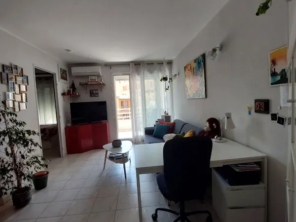 Appartement à la location pour 2 mois