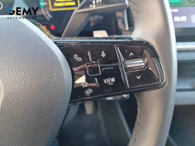 Renault Megane e-tech ev60 220 ch super charge — photo 15