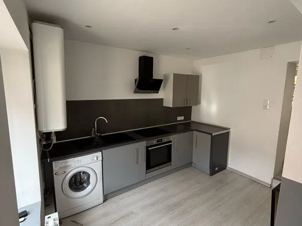 T2 duplex 45 m² - Jardin privatif - Parking - Garage - Cuisine équipée
