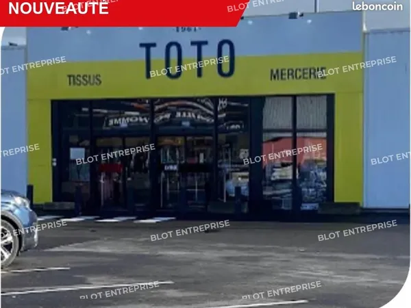 Local commercial 729 m²