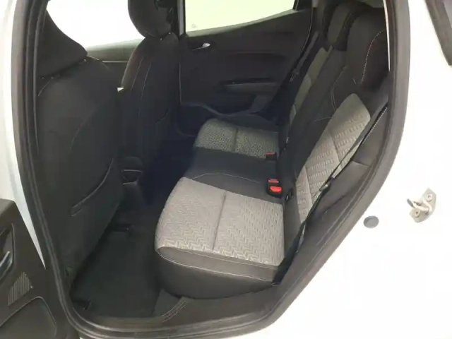 Renault Clio blue dci 100 — photo 25