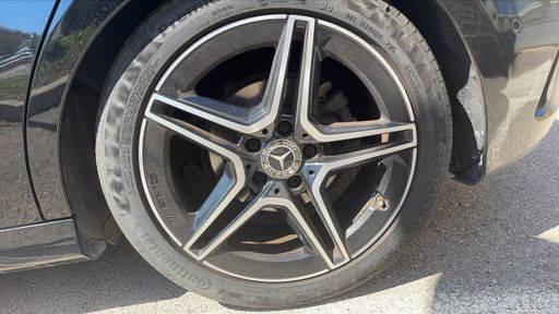 Mercedes Classe A 200 d 150 8G-Tronic - AMG Line – 2019 – 101356 km – Diesel – Boîte Automatique — photo 10