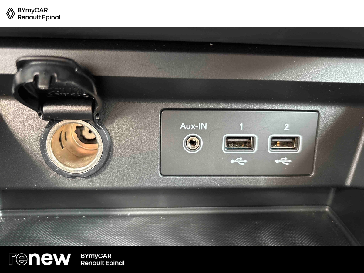 Renault Arkana E-Tech 145 - 21B — photo 20