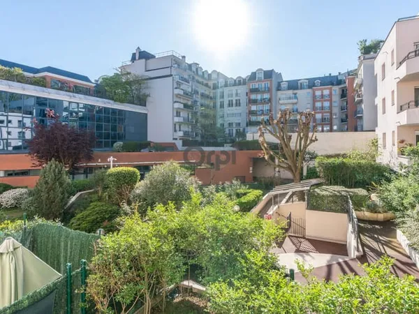 Studio 1 pièce 27 m²