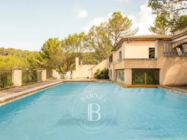 AIX-EN-PROVENCE - MAISON D'ARCHITECTE 570 M² - 7 CHAMBRES - PARC
