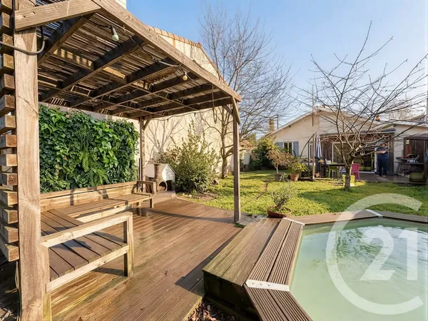 Maison 5 pièces 138 m²