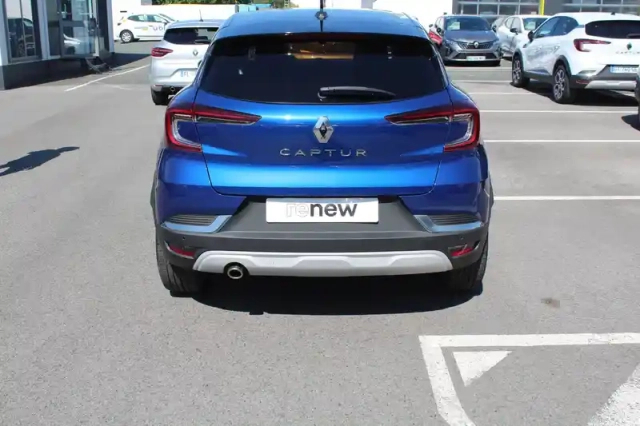 Renault Captur tce 155 edc fap — photo 4