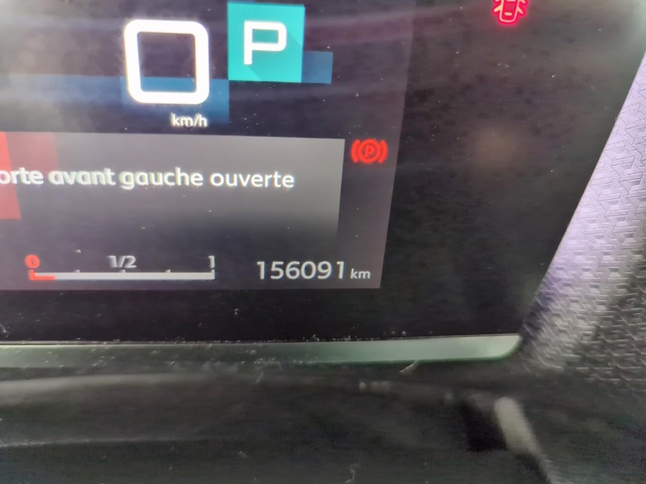 Citroën C4 bluehdi 130 s&s eat8 feel pack — photo 23