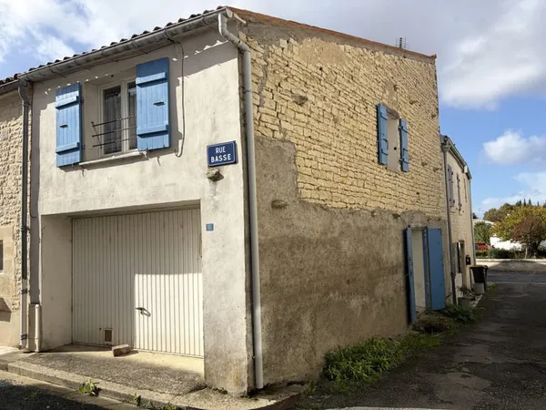Maison Vente Courçon 3p 45m² 109000€