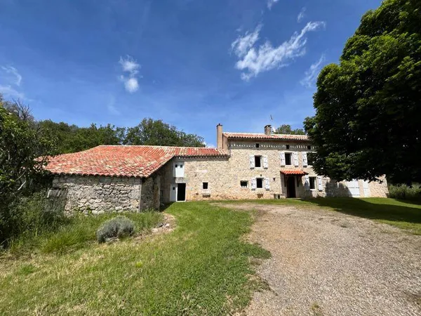 Maison 6 pièces 142 m²