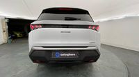 Peugeot 5008 Hybrid 145ch GT e-DCS6 — photo 6