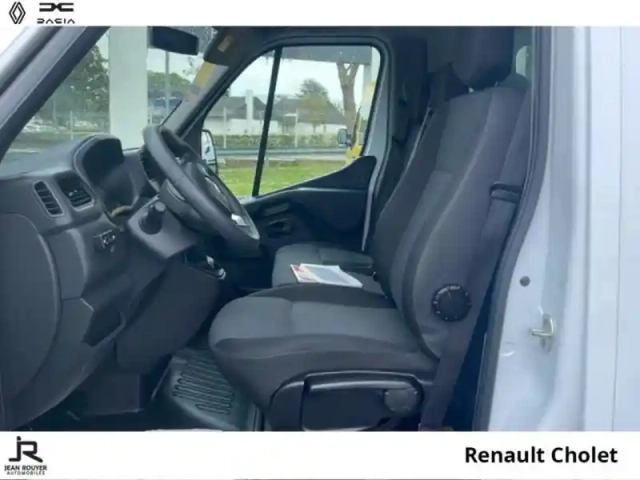 Renault Master grd vol rj3500 2.3 blue dci 145ch 22m3 confort eurovi ( soit 28900? ht) — photo 6
