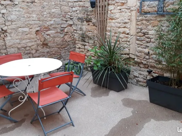 Jolie maison centre ville cluny