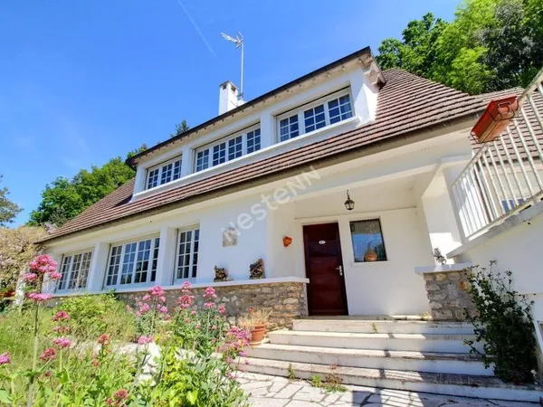 Maison secteur EPERNON de 4 chambres sur grand terrain