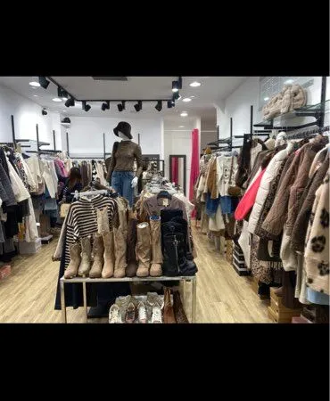 Fonds de commerce - Boutique prêt-à-porter - Rue de Rome Marseille 13001