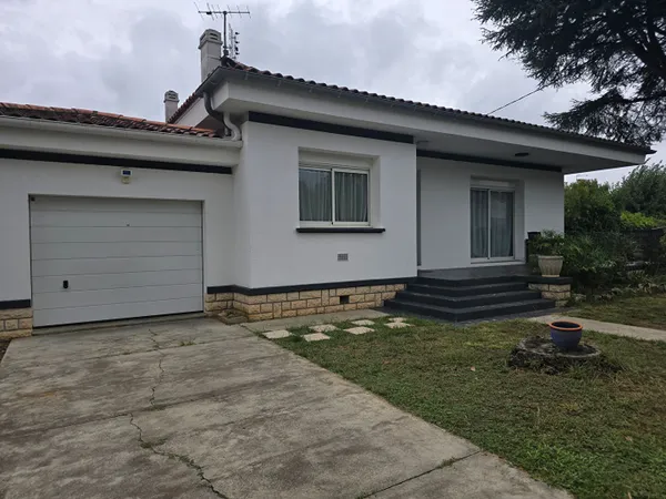VILLA DE PLAIN PIED 3 CHAMBRES 47300 VILLENEUVE SUR LOT