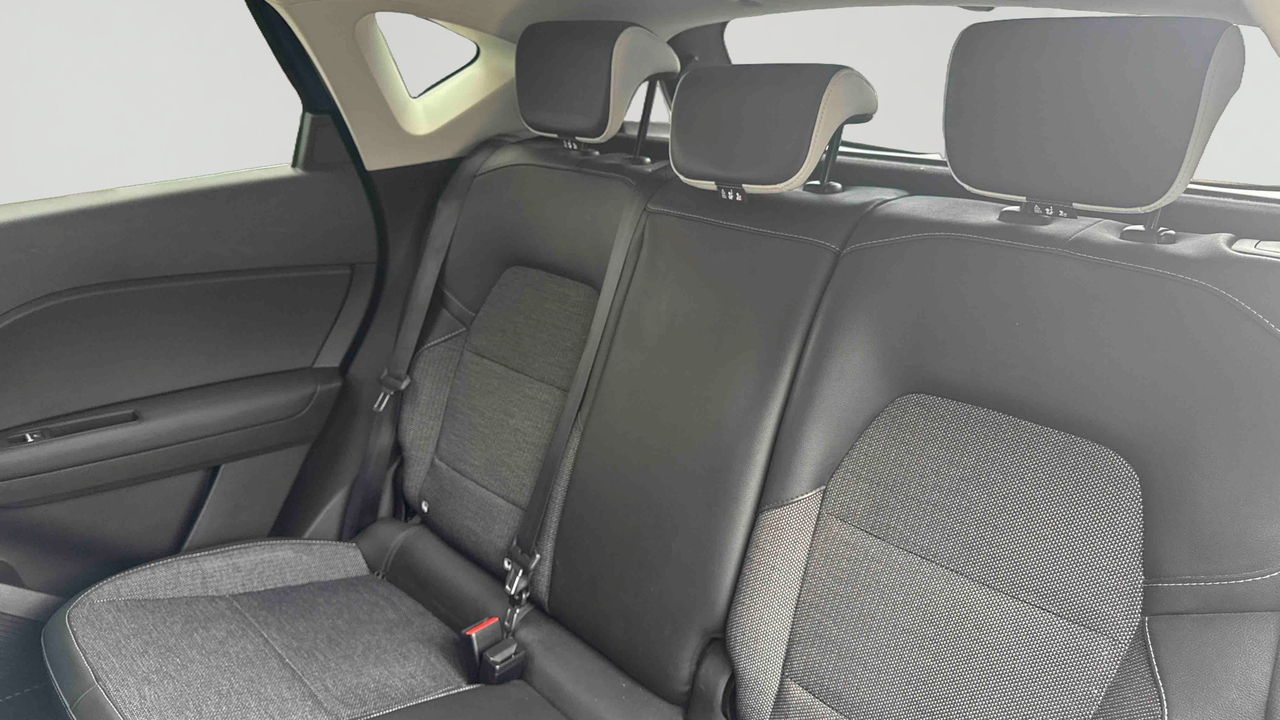 Renault Captur TCe 90 — photo 12