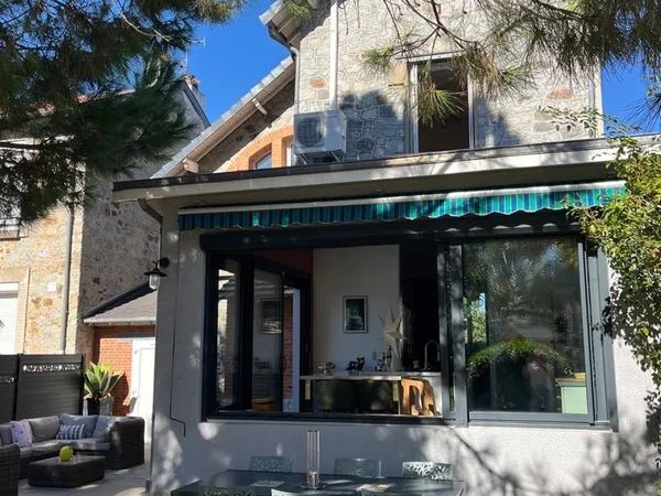 Maison de charme des années 20 avec jardin
