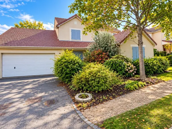 Maison 6 pièces 170 m²