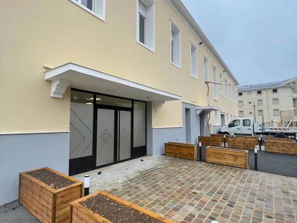Bureaux 14 m² LUZARCHES