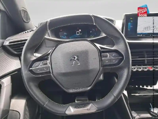Peugeot 2008 e- 136ch gt pack — photo 12