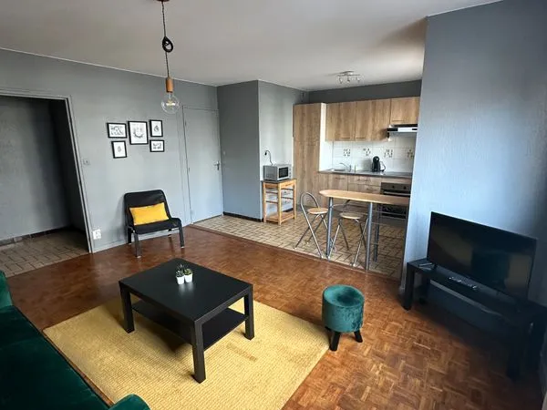 Appartement T2 - 43m2 - Place Chavanelle
